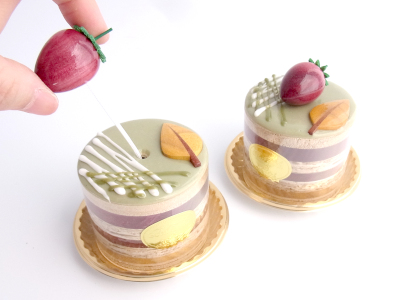 ma588　木の葉にいちご（丸）ケーキオルゴール