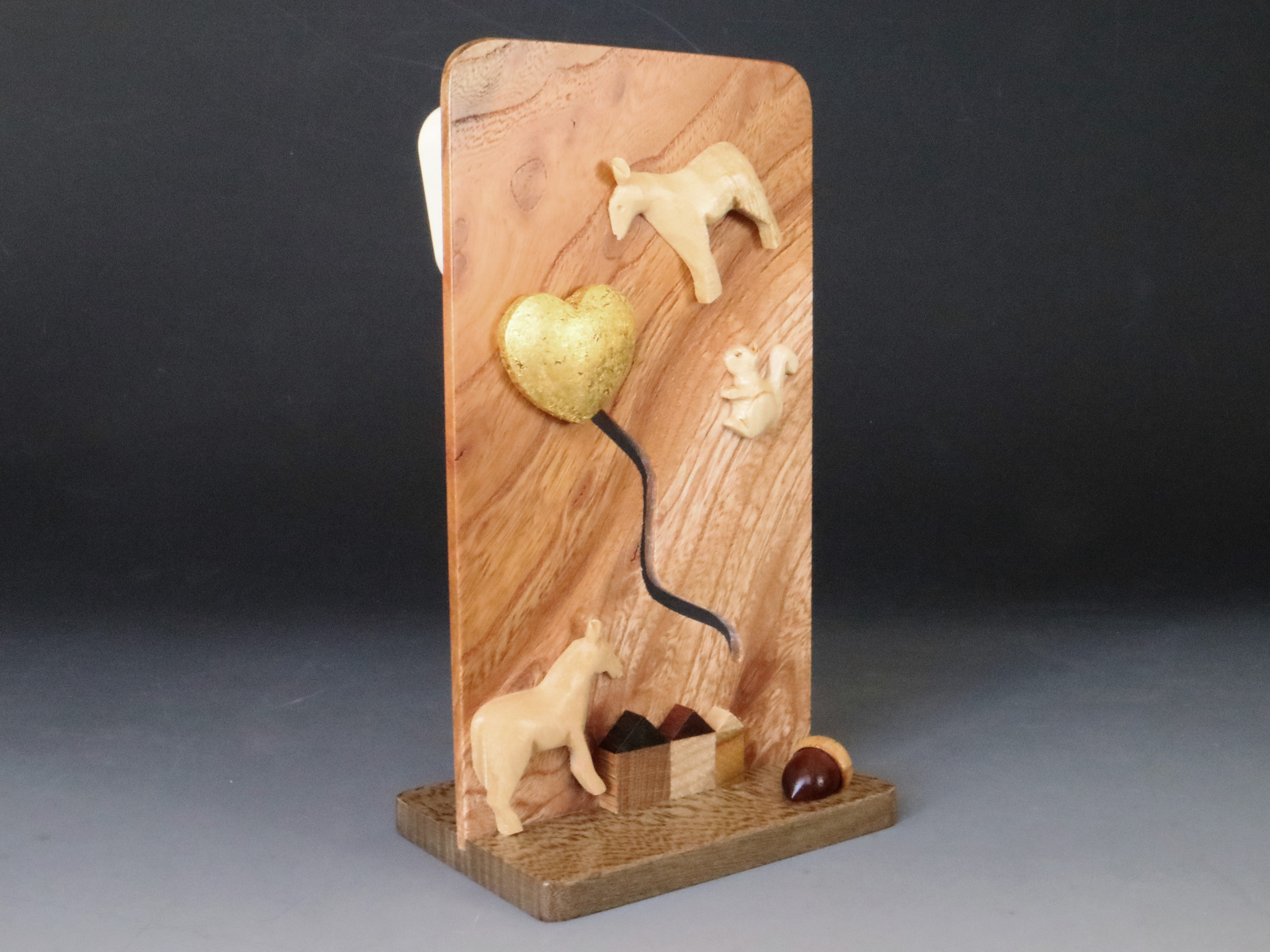 【3点限定】馬とハートオルゴール（黄色）「ノクターン」